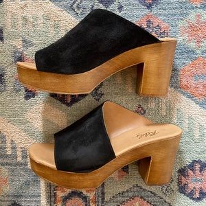 Rebels Asymmetric Black Platform Sandals